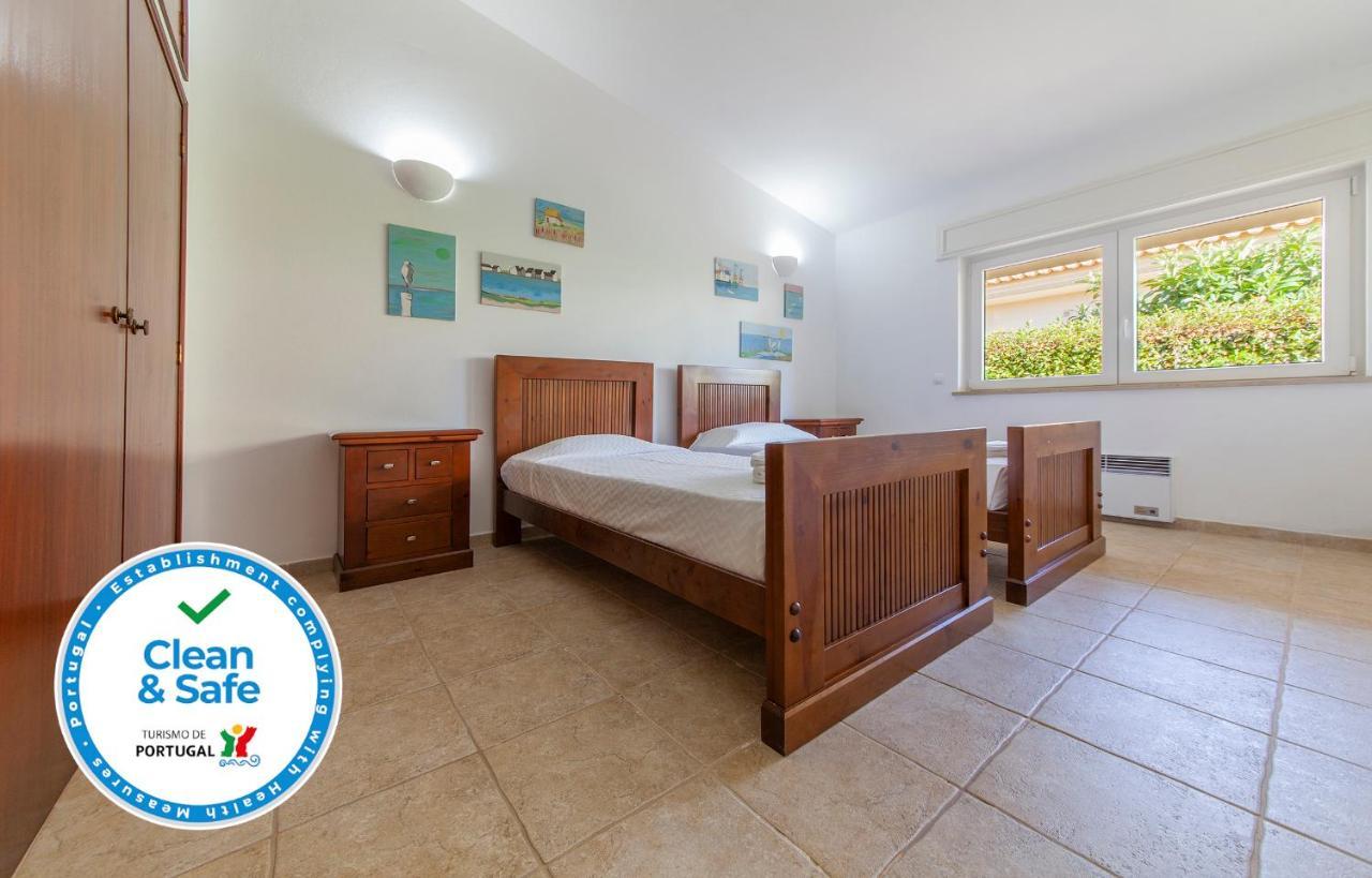N - Astonishing Bay View Guesthouse ลากอส ห้อง รูปภาพ
